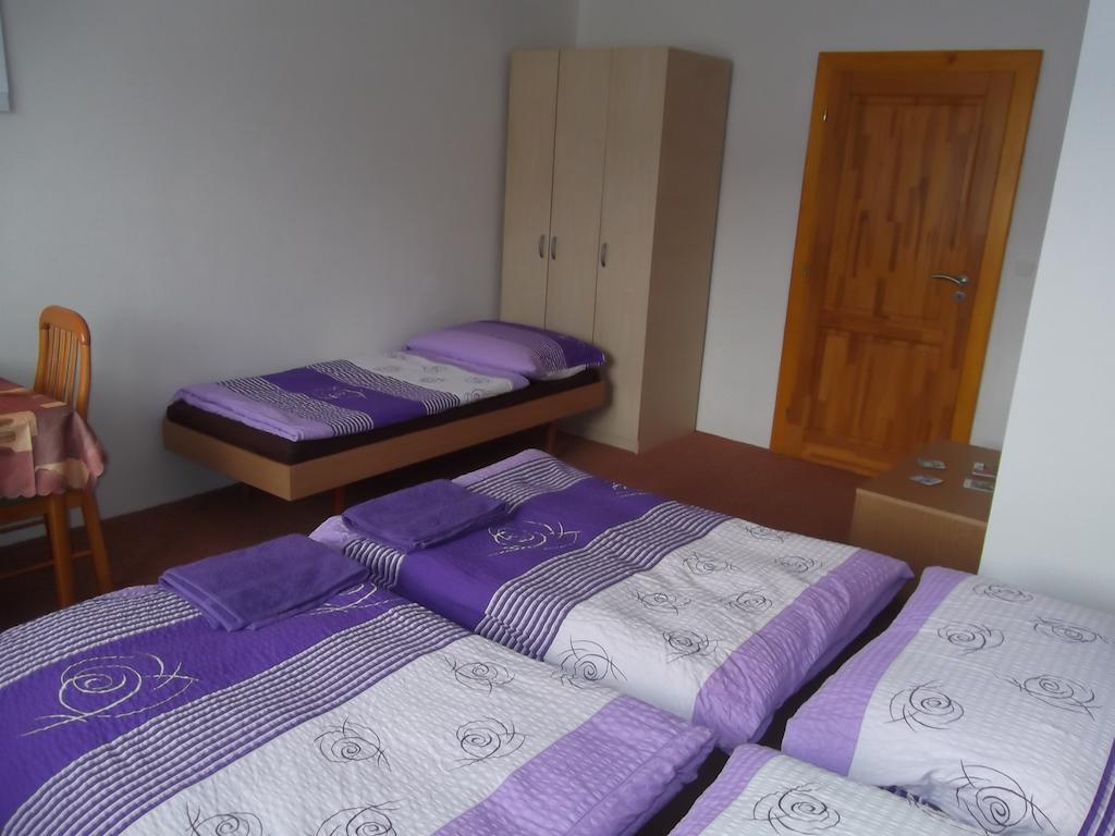 Penzion Apartmany Zlín Zewnętrze zdjęcie